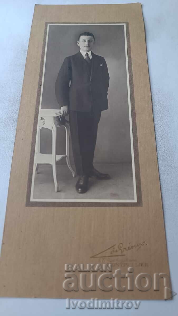 Φωτογραφία Νέος άνδρας Mompellier 1925 Χαρτόνι