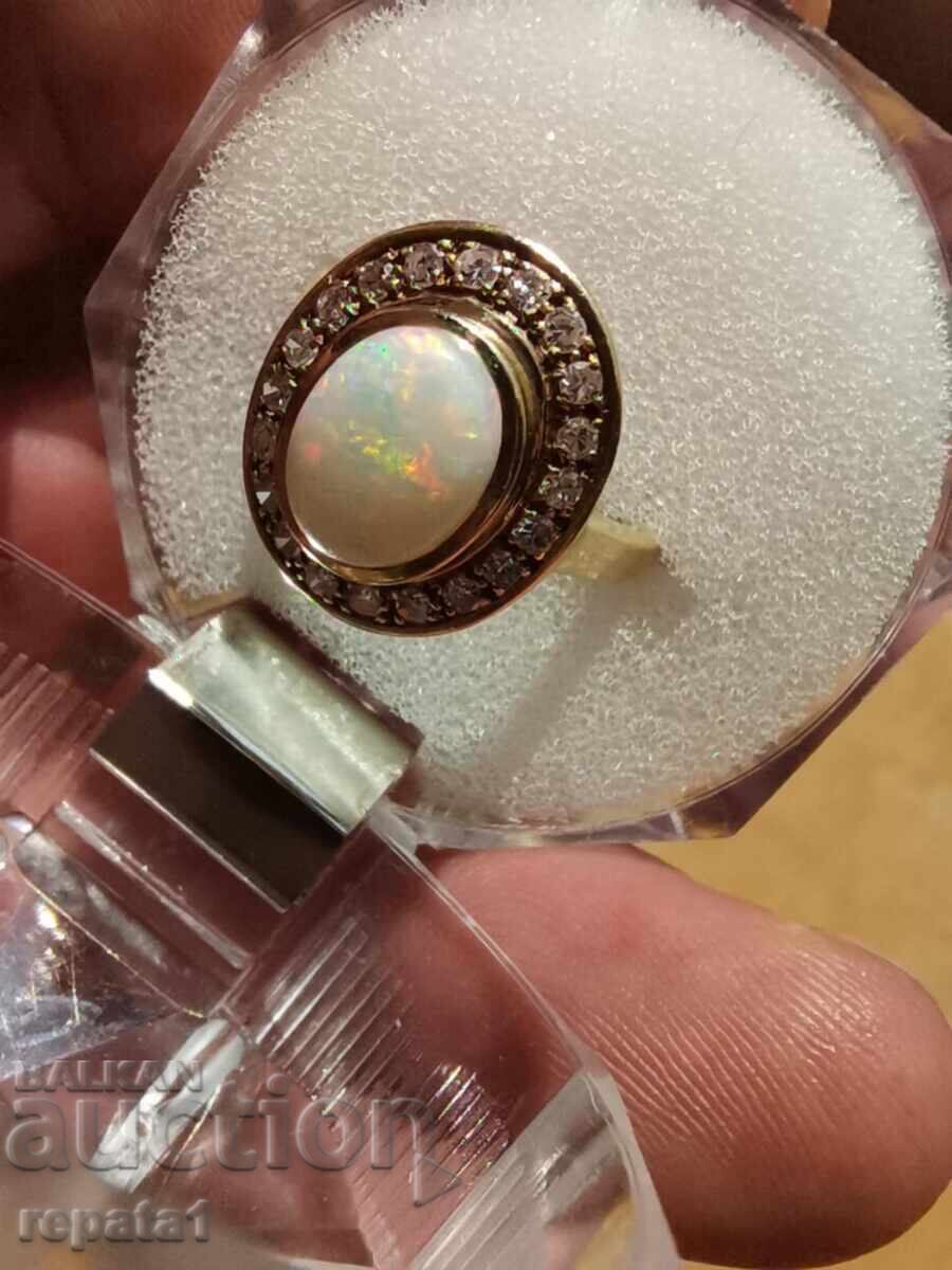 Gold ring with Diamonds - 5