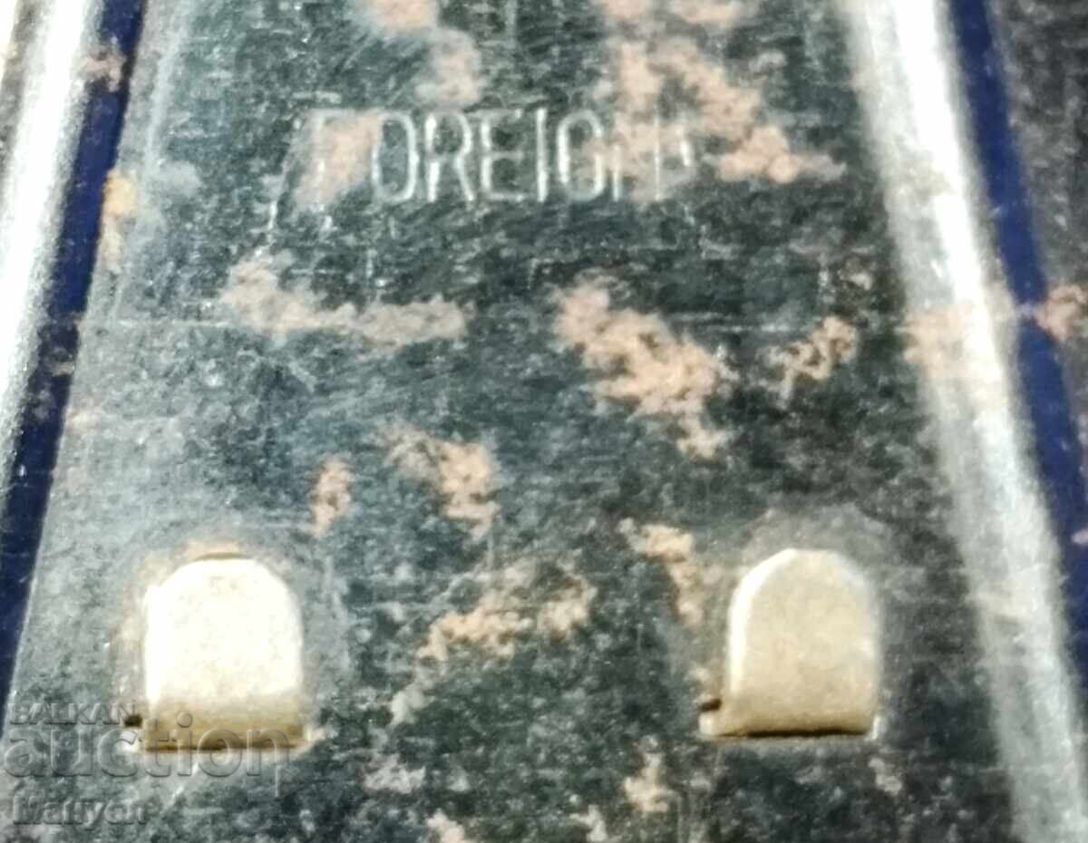 Доставка на Стара част от играчка,основа за Унгарските метални колички.