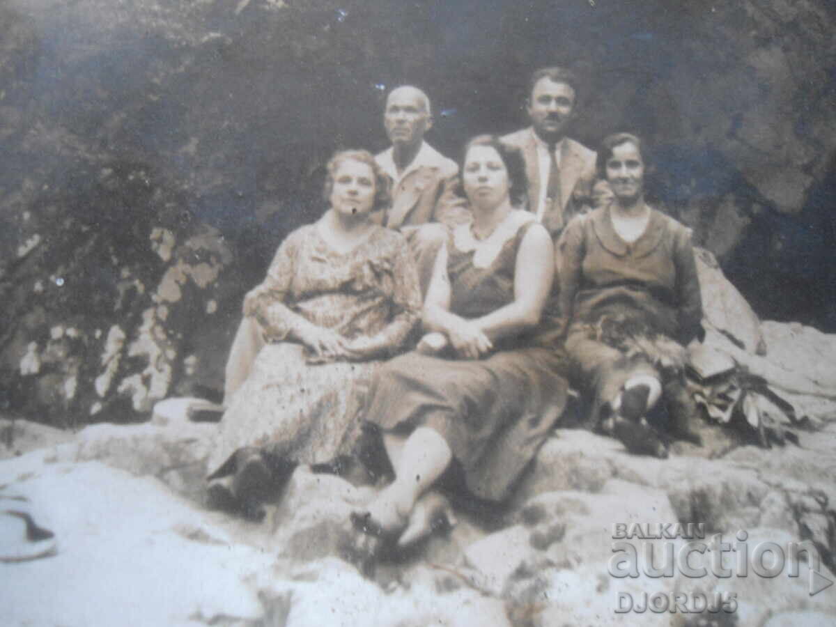 Fotografie veche, 16.VIII.1930, Vârșeț, cascada cu preț 2.00 BGN | € 1.02