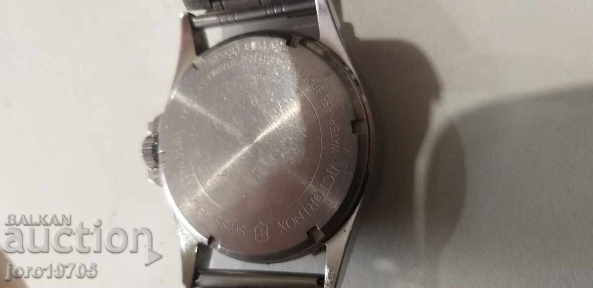 Men's Swiss Watch "Victorinox" for the Swiss Army - 5