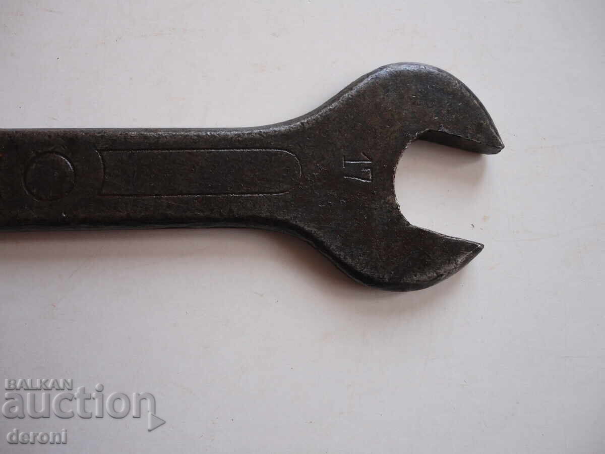 German wrench 16/17 with price 15.00 BGN | € 7.67