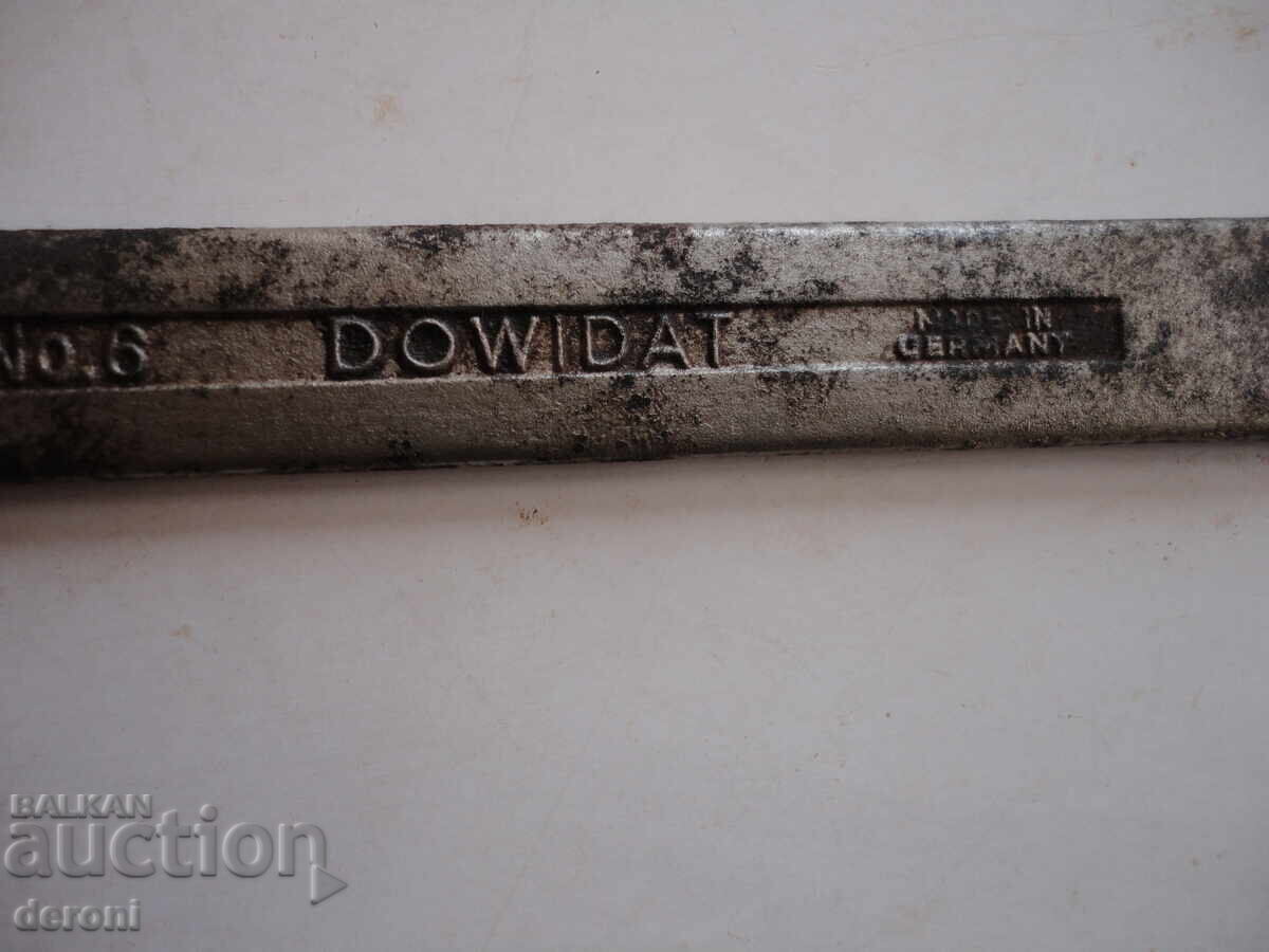 German Wrench DowiDat 16/17 with price 20.00 BGN | € 10.23