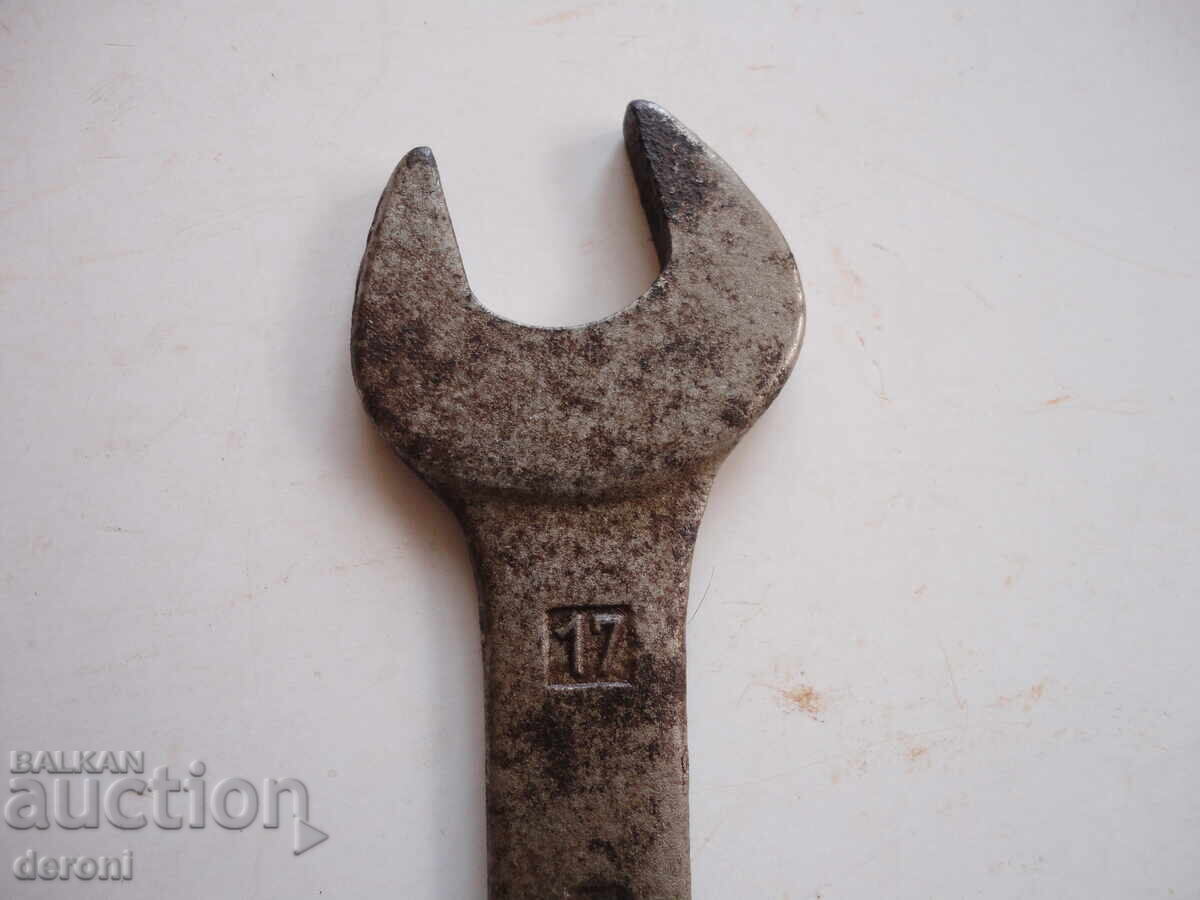 Auction  German Wrench DowiDat 16/17