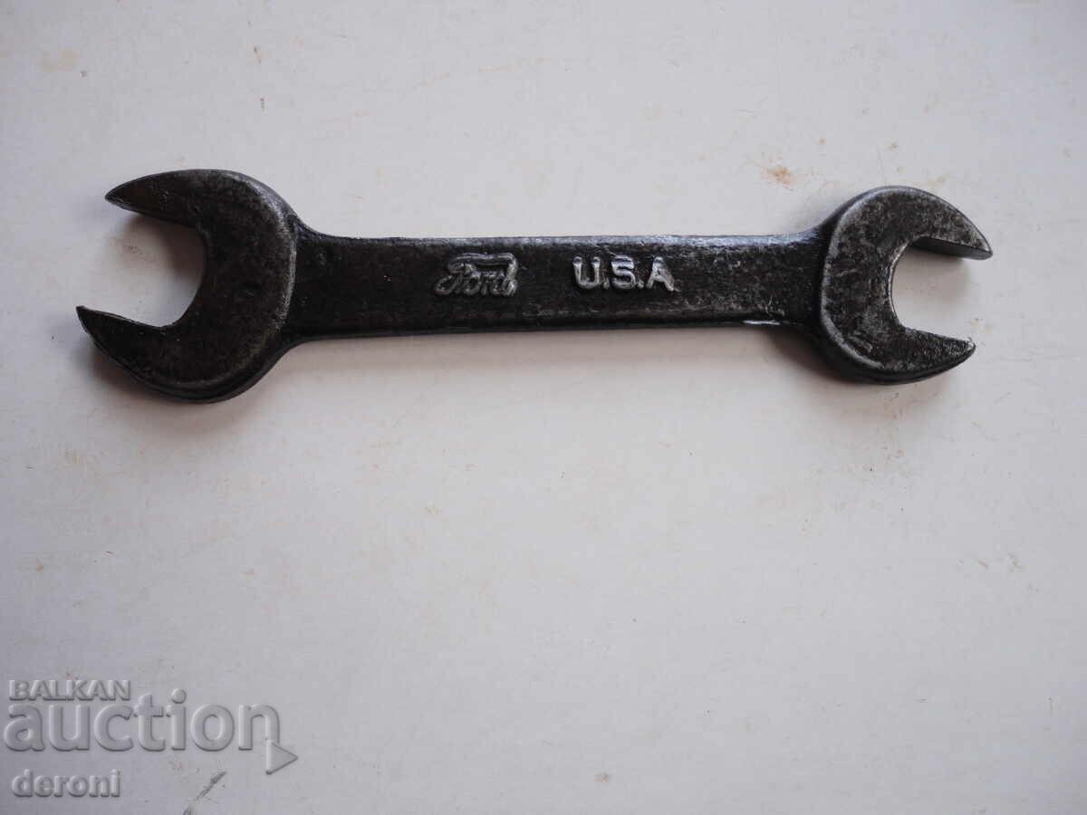 Доставка на Старинен  гаечен ключ  Ford USA