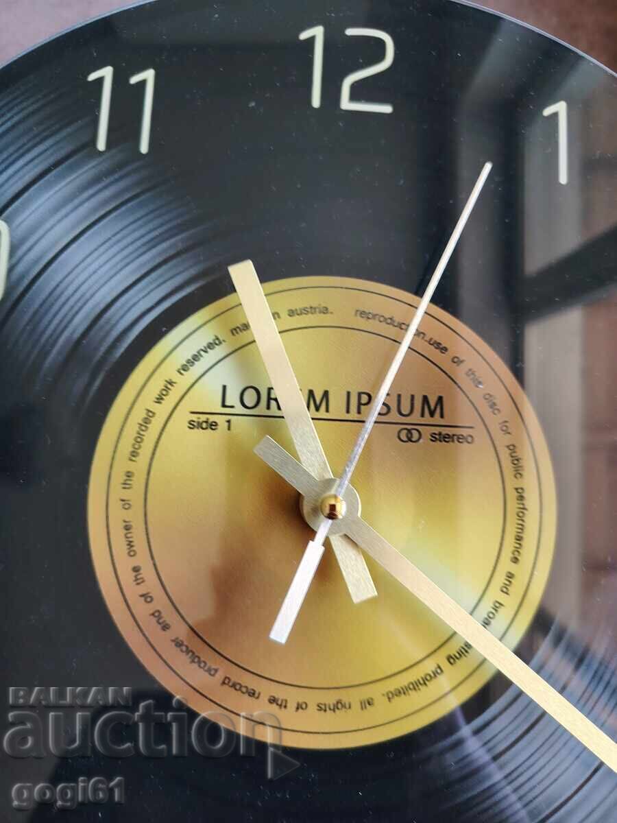 Livrarea Ceas de perete nou