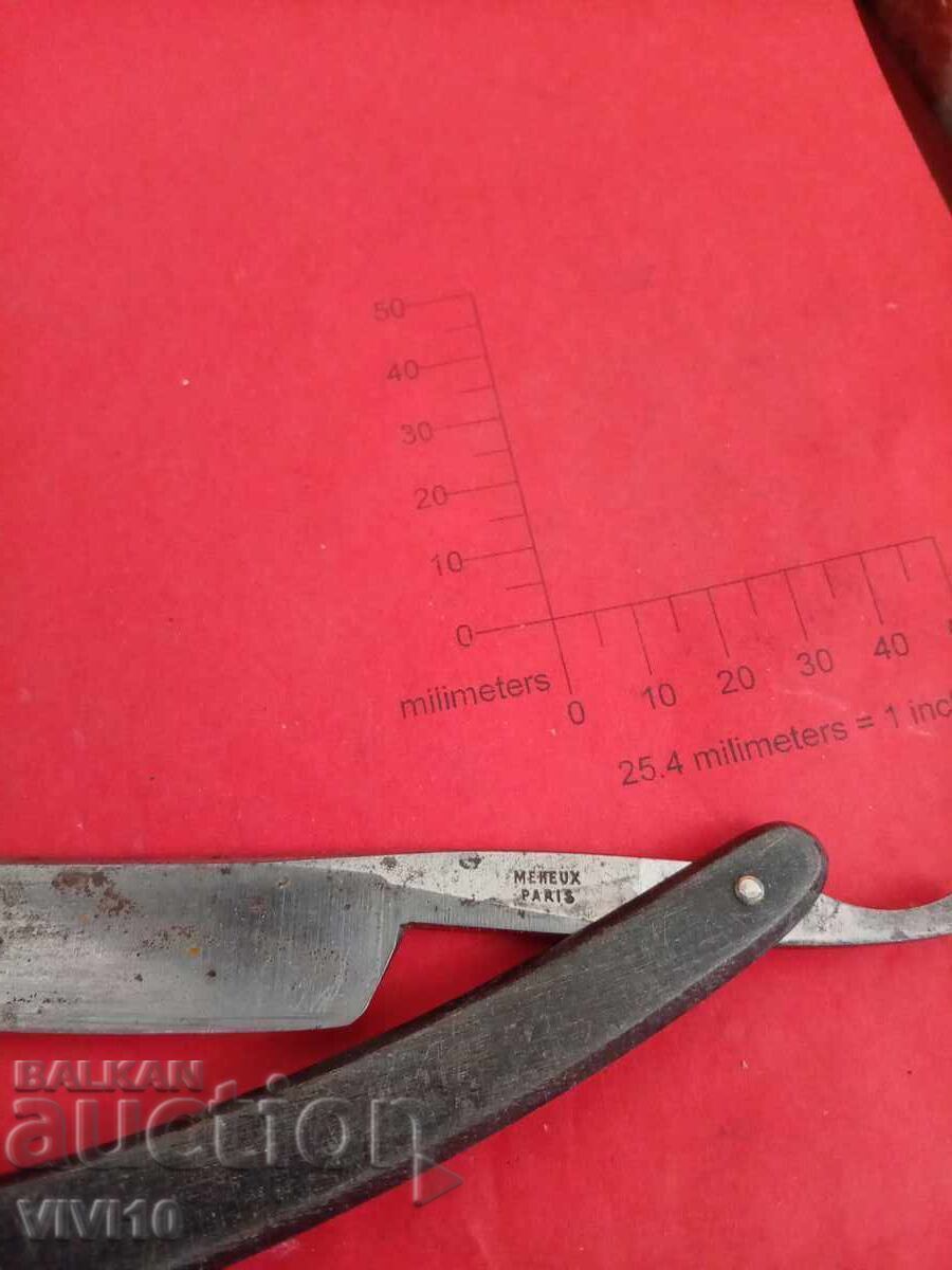 Brici vechi francez cu preț € 20.00 | 39.12 BGN