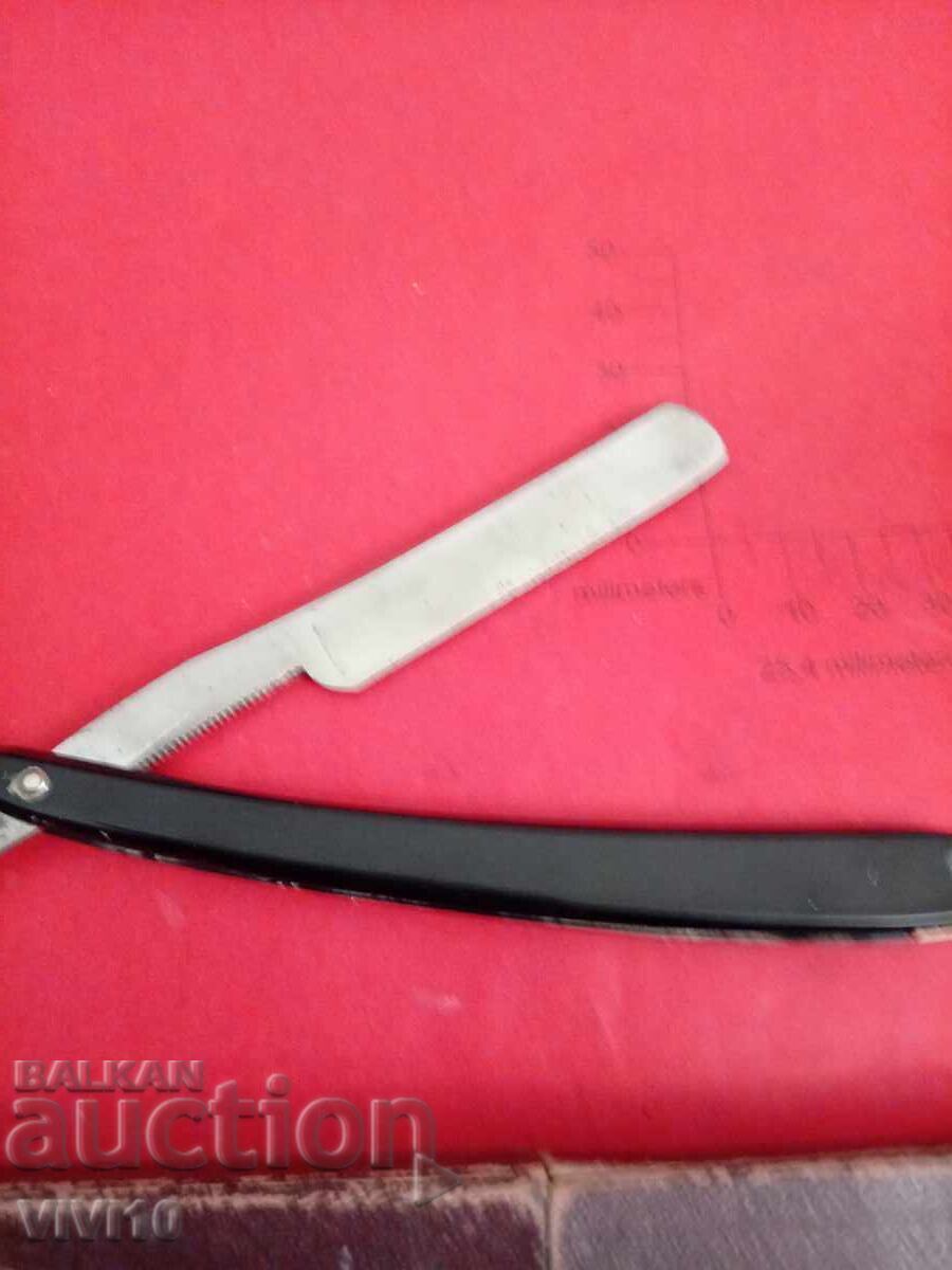 Licitație Brici vechi francez