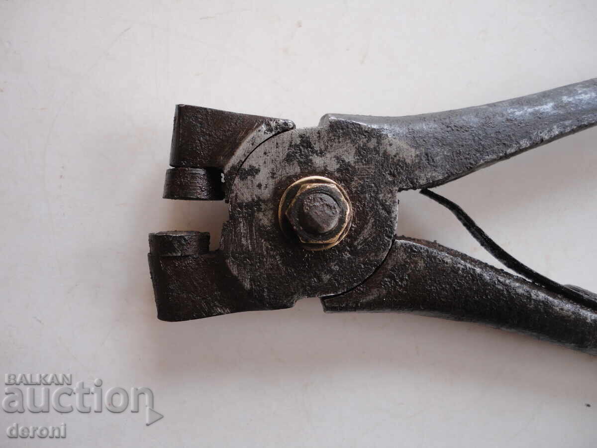 Доставка на Немски Армейски клещи D.R.P.  Quennet D.R.G.M.