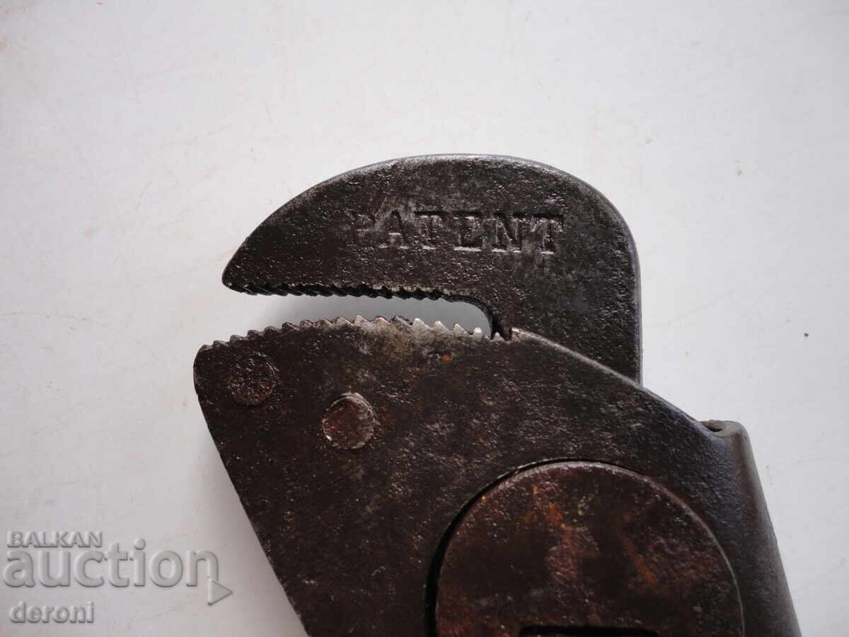 Adjustable wrench Patent - 5