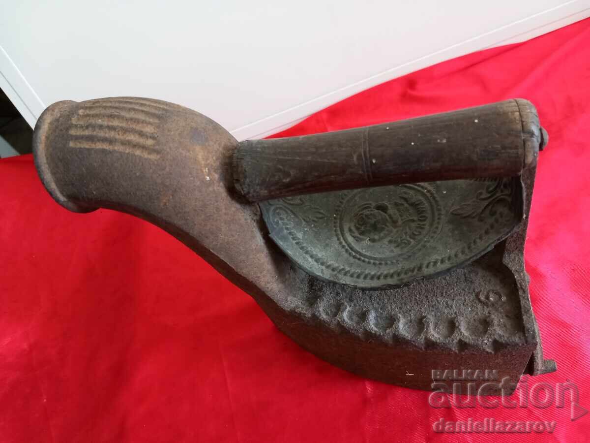 19th Century Antique House with a Coal Fireplace with price 75.00 BGN | € 38.35 19th Century Antique House with a Coal Fireplace with price 75.00 BGN | € 38.35