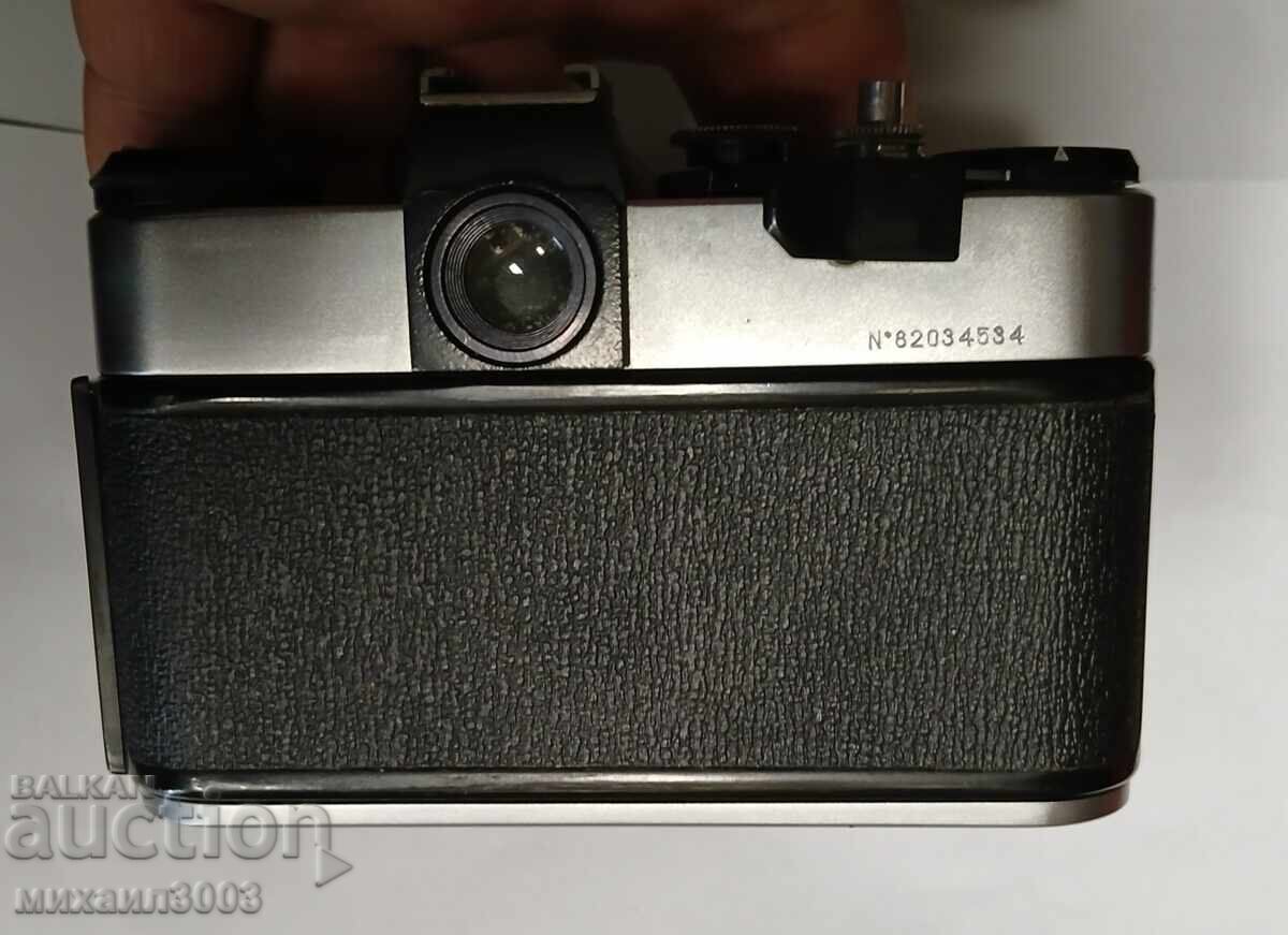 Delivery of ZENIT EM USSR PHOTO CAMERA WITH HELIOS-44M 2/58 LENS