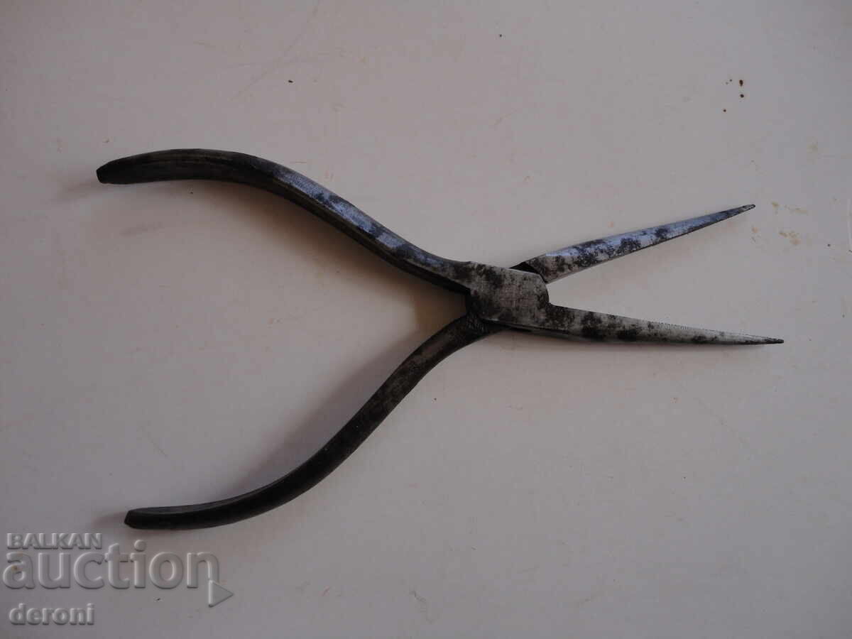 Auction  German Pliers Tool 3