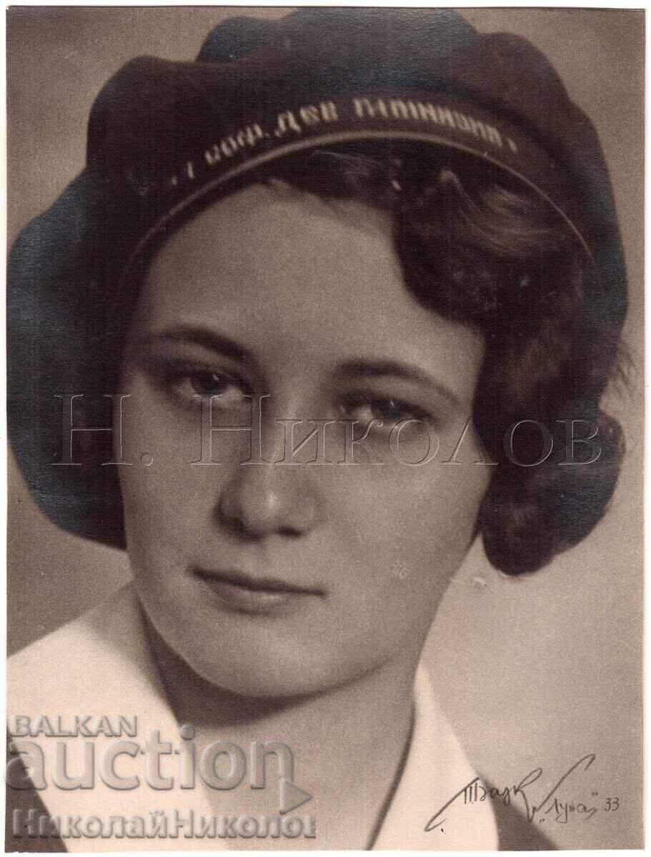 1933 OLD PHOTO SOFIA HIGH SCHOOL STUDENT PHOTO "LUNA" E068