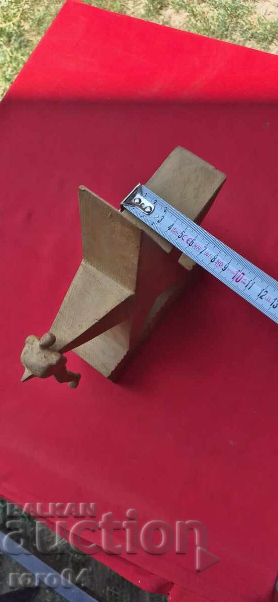 ΠΑΛΑΙΟ ΒΟΥΛΓΑΡΙΚΟ ΞΥΛΙΝΟ ΓΛΥΠΤΟ - 5