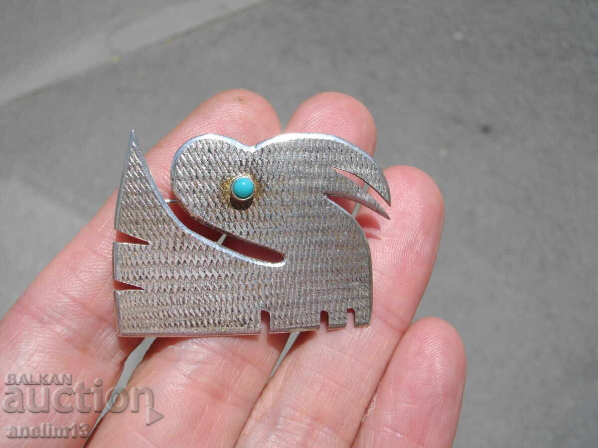 BROȘĂ VECHE ARGINTATĂ CU PELICAN cu preț € 12.00 | 23.47 BGN