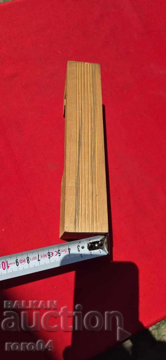 ΠΑΛΑΙΟ ΒΟΥΛΓΑΡΙΚΟ ΞΥΛΙΝΟ ΓΛΥΠΤΟ - 5