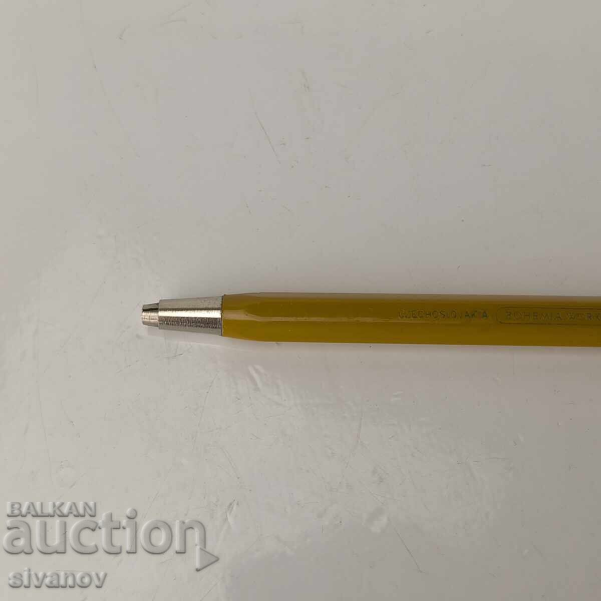 Creion mecanic TOISON D'OR COLORAMA 5217:4 #6038 cu preț 14.99 BGN | € 7.66 Creion mecanic TOISON D'OR COLORAMA 5217:4 #6038 cu preț 14.99 BGN | € 7.66