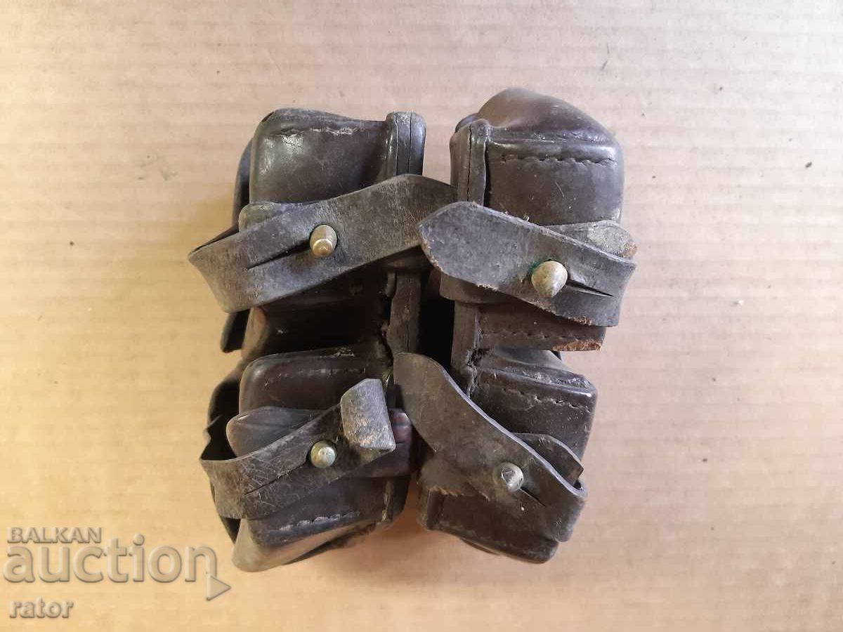 Παράδοση Στηρίγματα για Manlicher M 95 - αριστερά και δεξιά. Ένα χαστούκι στο πρόσωπο