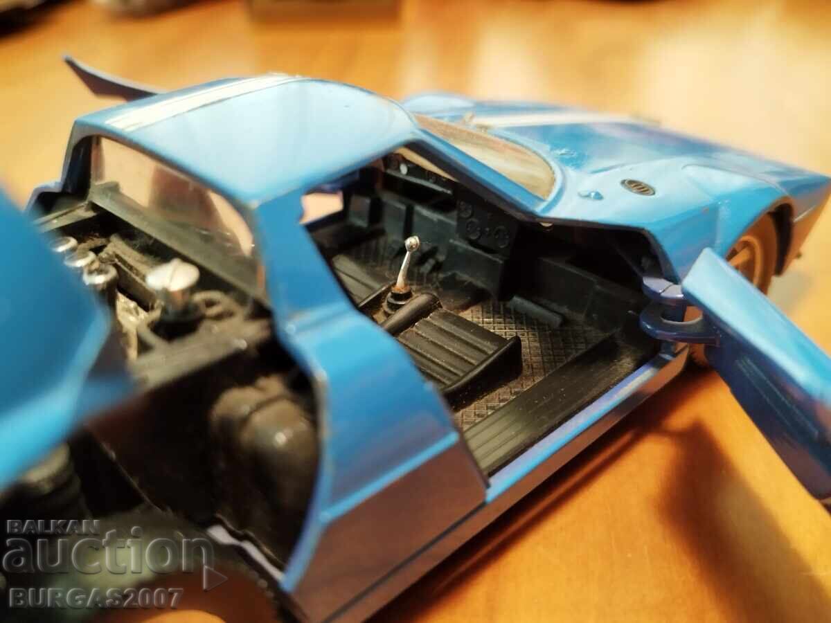 Delivery of Old metal car, Lancia Stratos, Made in Italy Delivery of Old metal car, Lancia Stratos, Made in Italy