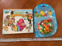 КНИЖКА ДЕТСКА ПРИКАЗКА ДЯДОВАТА РЪКАВИЧКА И 100 БАЛОНА