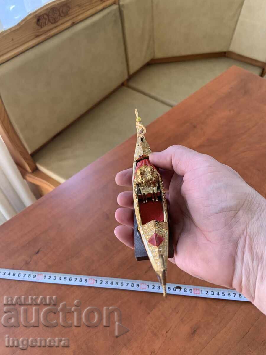 Licitație SUVENIR LĂDIA PLASTIC