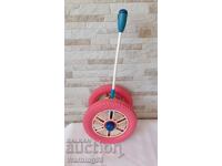 Παιδικό ποδήλατο με ρόδες από την εποχή του σοσιαλισμού