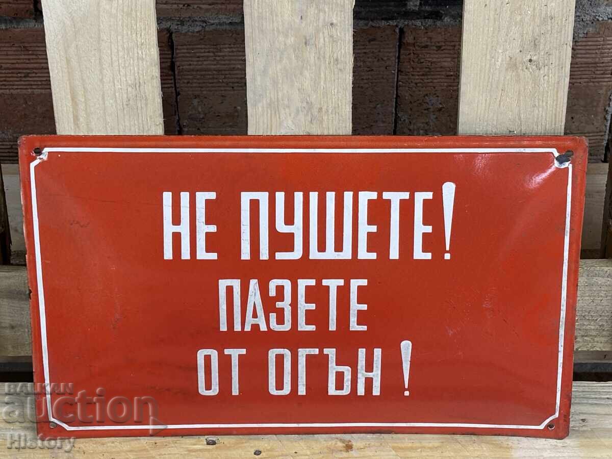 Enamel plate with price 34.99 BGN | € 17.89