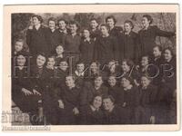 1951 ΜΙΚΡΗ ΠΑΛΙΑ ΦΩΤΟΓΡΑΦΙΑ ΓΥΜΝΑΣΙΩΤΡΙΑΣ Ε075