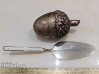 Παλιά ΣΠΑΤΟΥΛΑ για κέικ, υλικό: μέταλλο, σμάλτο