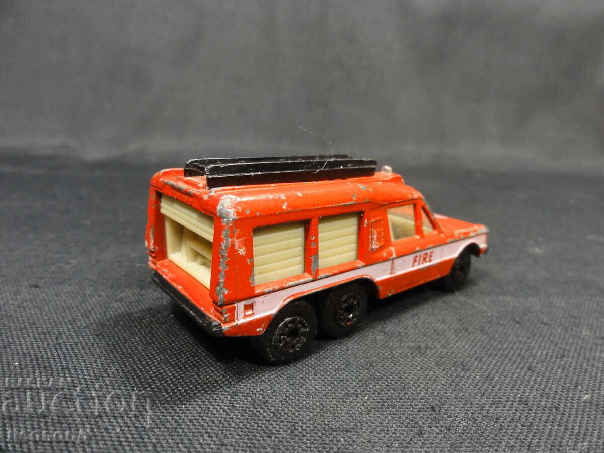Delivery of OLD METAL MATCHBOX BULGARIA CARMICHAEL COMMANDO