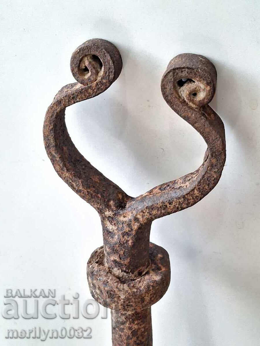 Δημοπρασία Χειροποίητο σφήνα από βόδι σφυρήλατο σίδερο ok