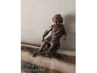 Statuetă băiat