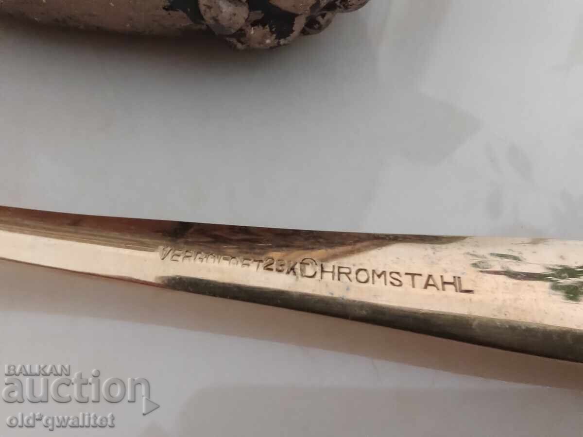 Delivery of Old device, material: metal, gold plating 23 karat, stamp Delivery of Old device, material: metal, gold plating 23 karat, stamp