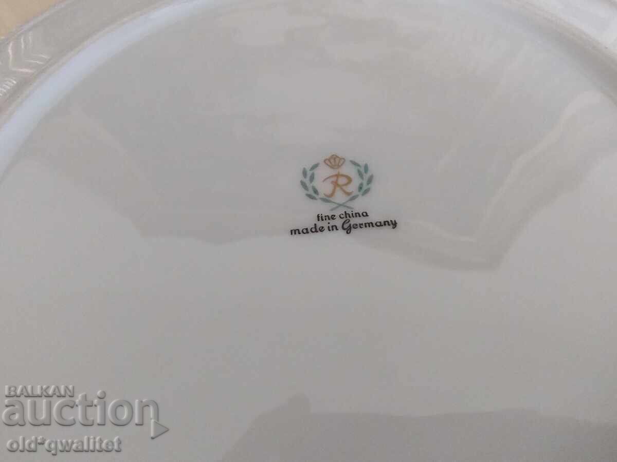 Παράδοση Πορσελάνινο διακοσμητικό ΠΙΑΤΟ, Γερμανία Παράδοση Πορσελάνινο διακοσμητικό ΠΙΑΤΟ, Γερμανία