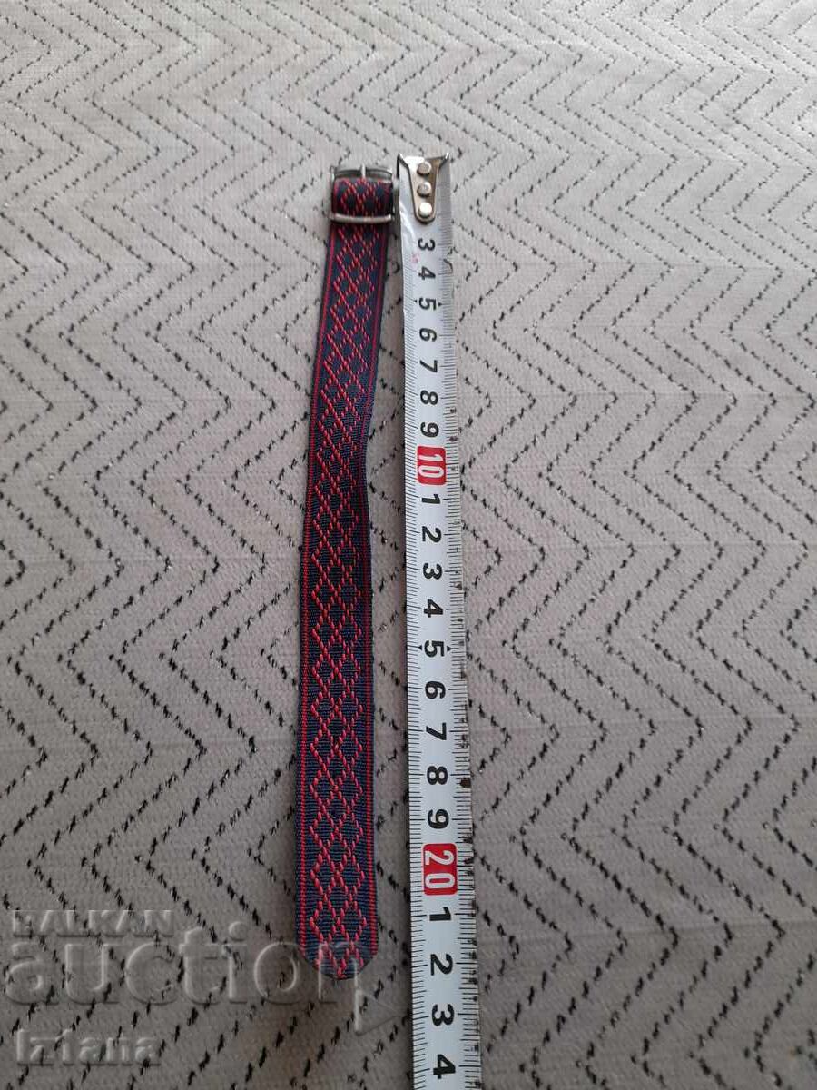 Доставка на Стара каишка за часовник