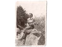 1955 SMALL OLD PHOTO VELIKO TARNOVO YOUNG WOMAN E081