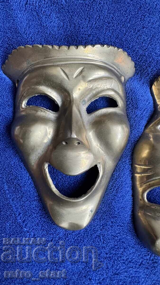 Бронзови маски “Сълза и Смях” с цена 50.00 лв. | € 25.56