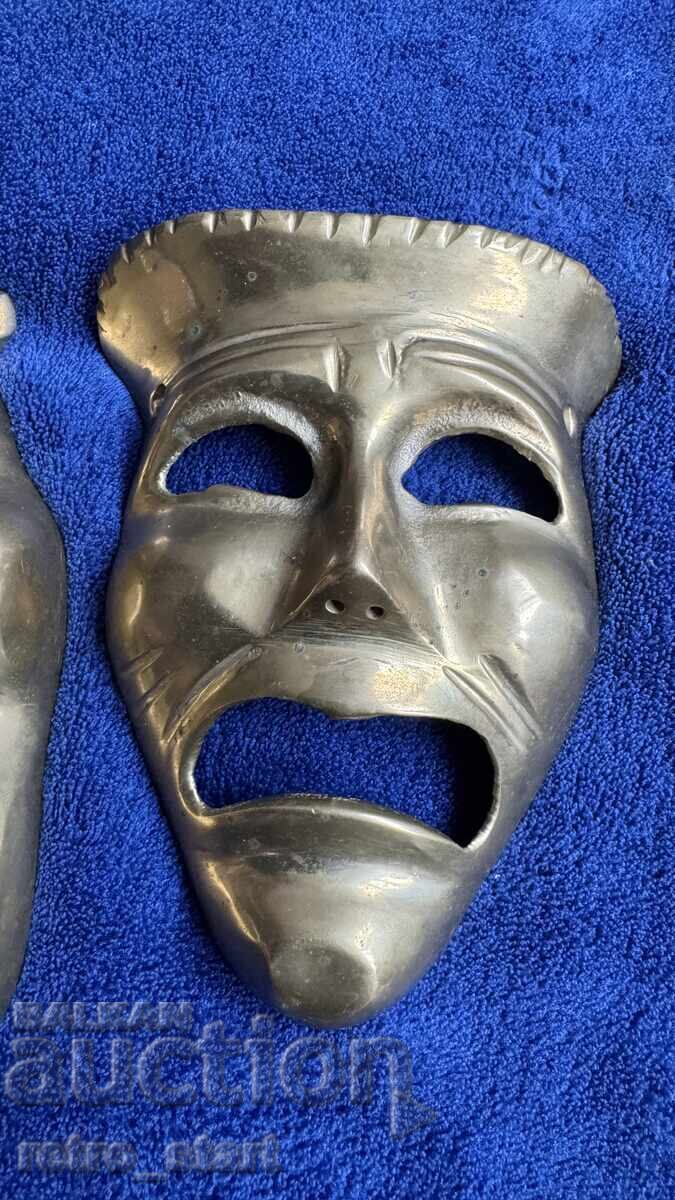 Аукцион Бронзови маски “Сълза и Смях”