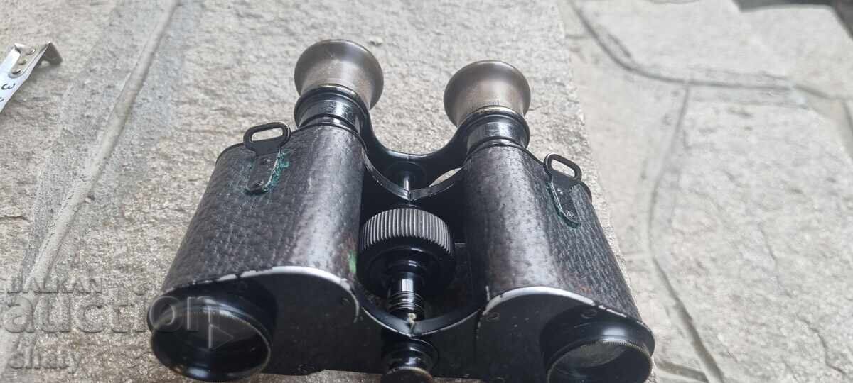 WW2 Military Binoculars - 6 WW2 Military Binoculars - 6