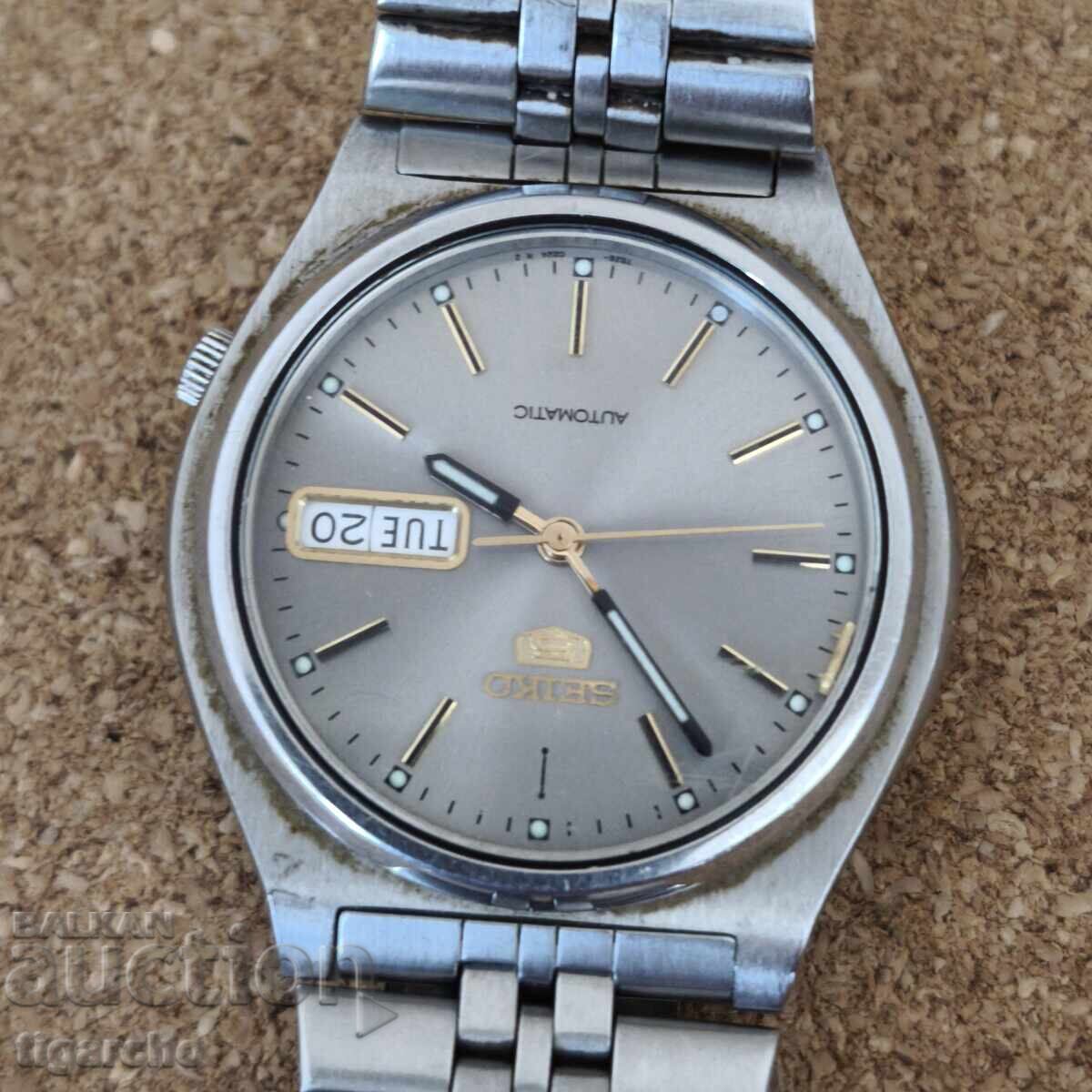 SEIKO 5 watch with price 80.00 BGN | € 40.90 SEIKO 5 watch with price 80.00 BGN | € 40.90