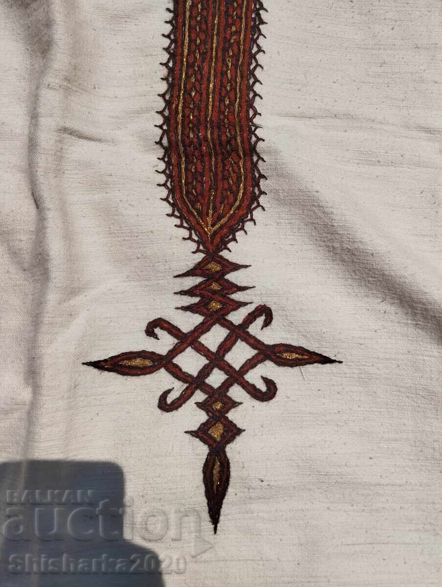 Доставка на Стара Ленена дреха - риза