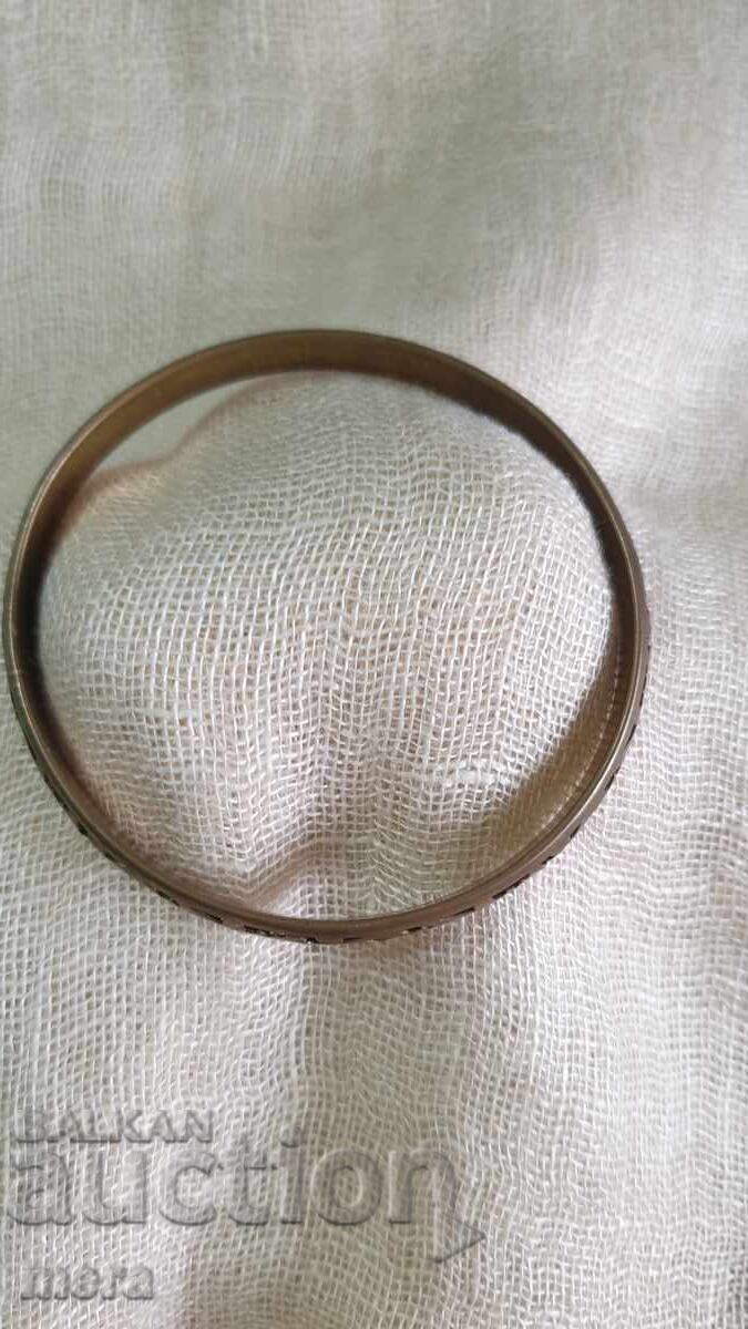 Auction  Antique brass bracelet