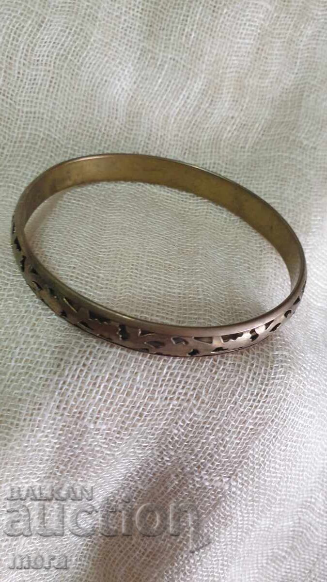 Delivery of Antique brass bracelet