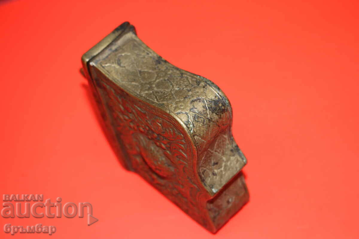 Δημοπρασία Οθωμανική Βαλκανική χάλκινη θήκη (παλάσκα) για μπαρούτι .*1