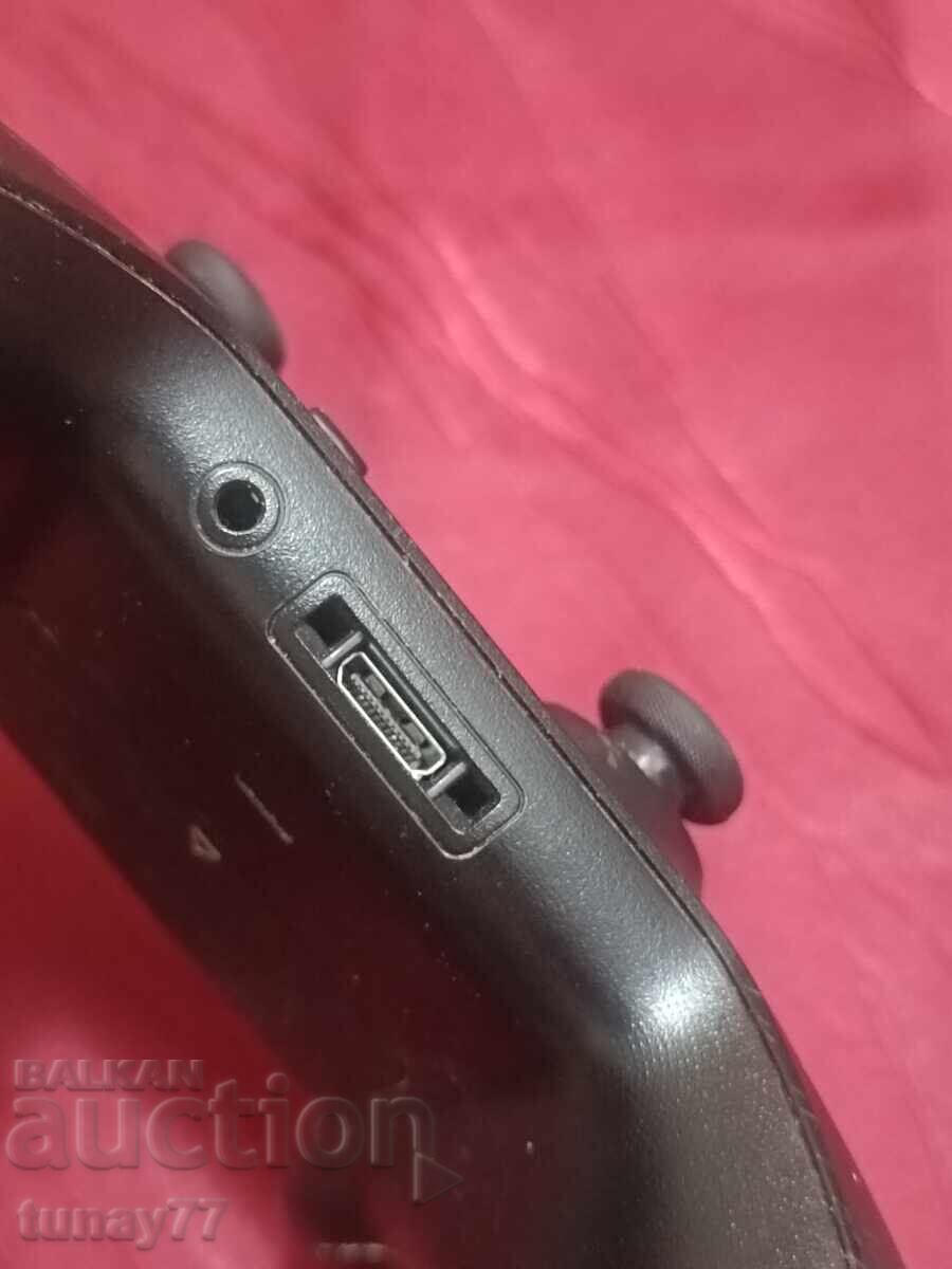 Licitație Controler Xbox Wireless, 40 de ore de viață a bateriei, Bluetooth