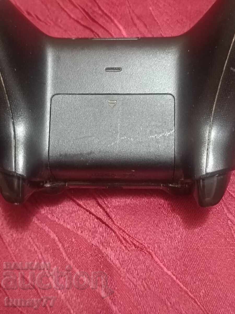 Delivery of Xbox Wireless Controller, 40-hour battery life, Bluetooth Delivery of Xbox Wireless Controller, 40-hour battery life, Bluetooth