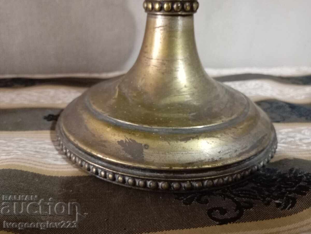 Cupa veche, fructieră art deco cu preț 98.00 BGN | € 50.11 Cupa veche, fructieră art deco cu preț 98.00 BGN | € 50.11