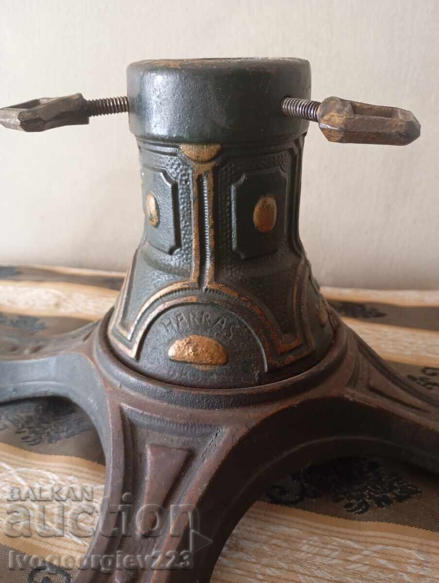 Διακοσμητικό δέντρου αρτ νουβό με τιμή 70.00 BGN | € 35.79