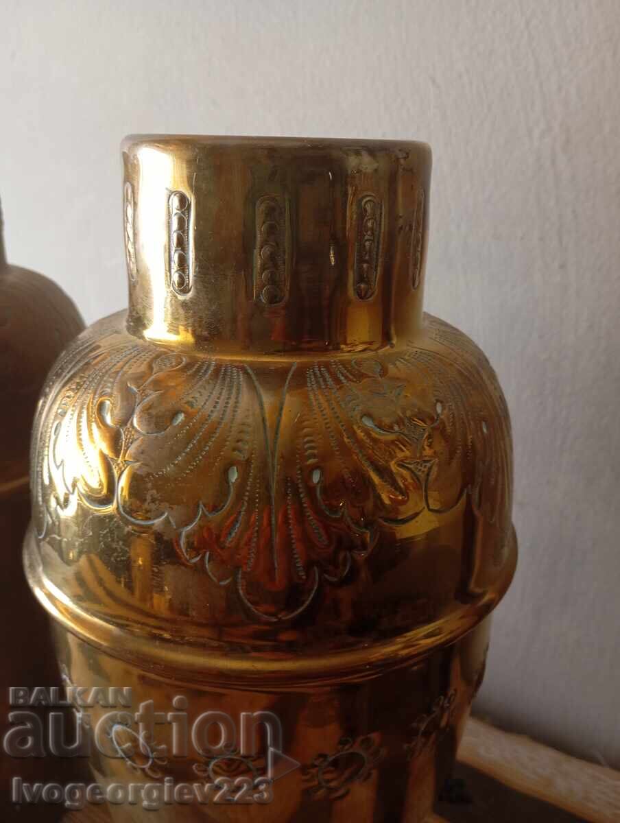 Auction  Set of two vases in Baroque style